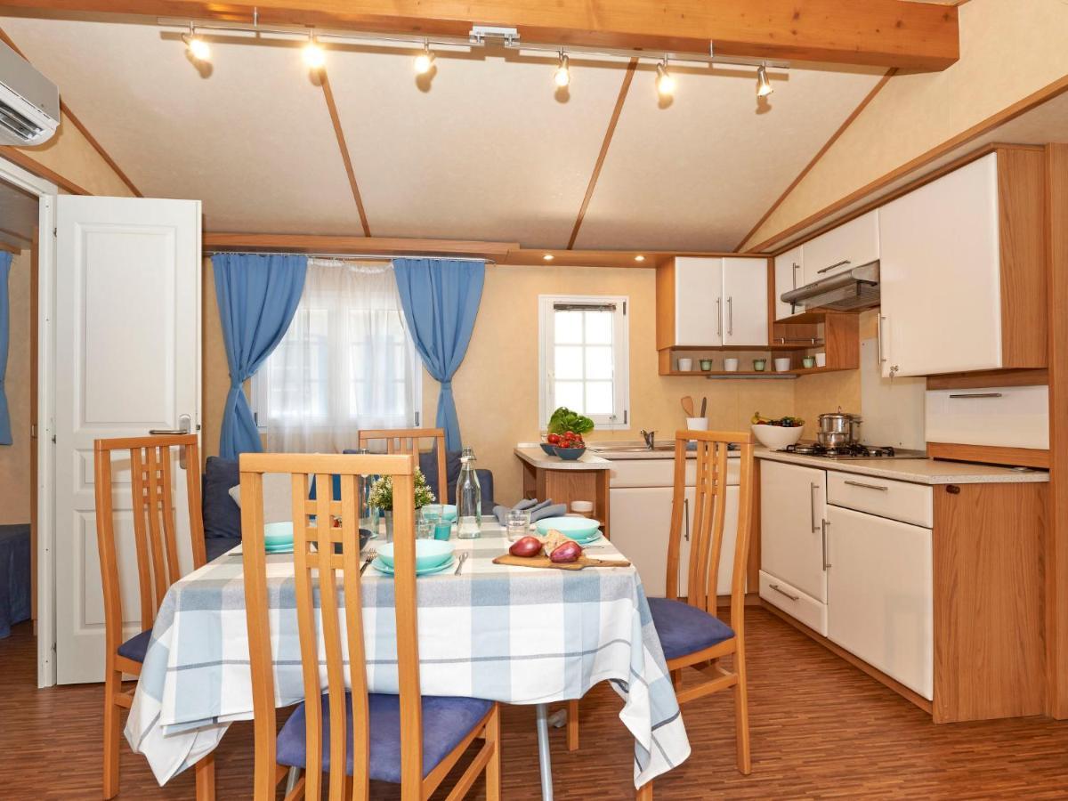Holiday Home Maxi Caravan Comfort By Interhome Байя-Доміція Екстер'єр фото